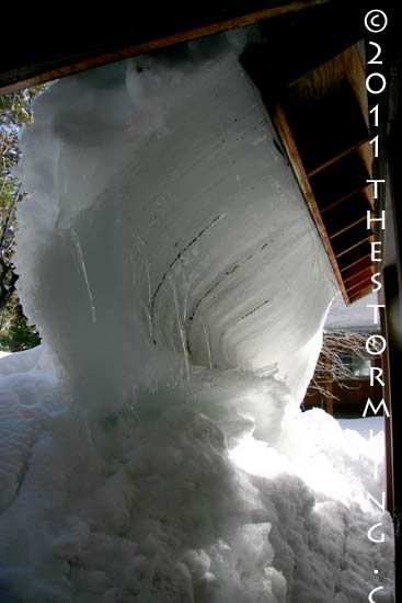 Nugget #206 Roof Ice Wave