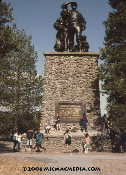 Nugget #44 B Donner monument kids for scale ID 600